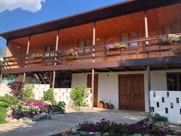 Гостевой дом Guest House Golden Beach Гудаута